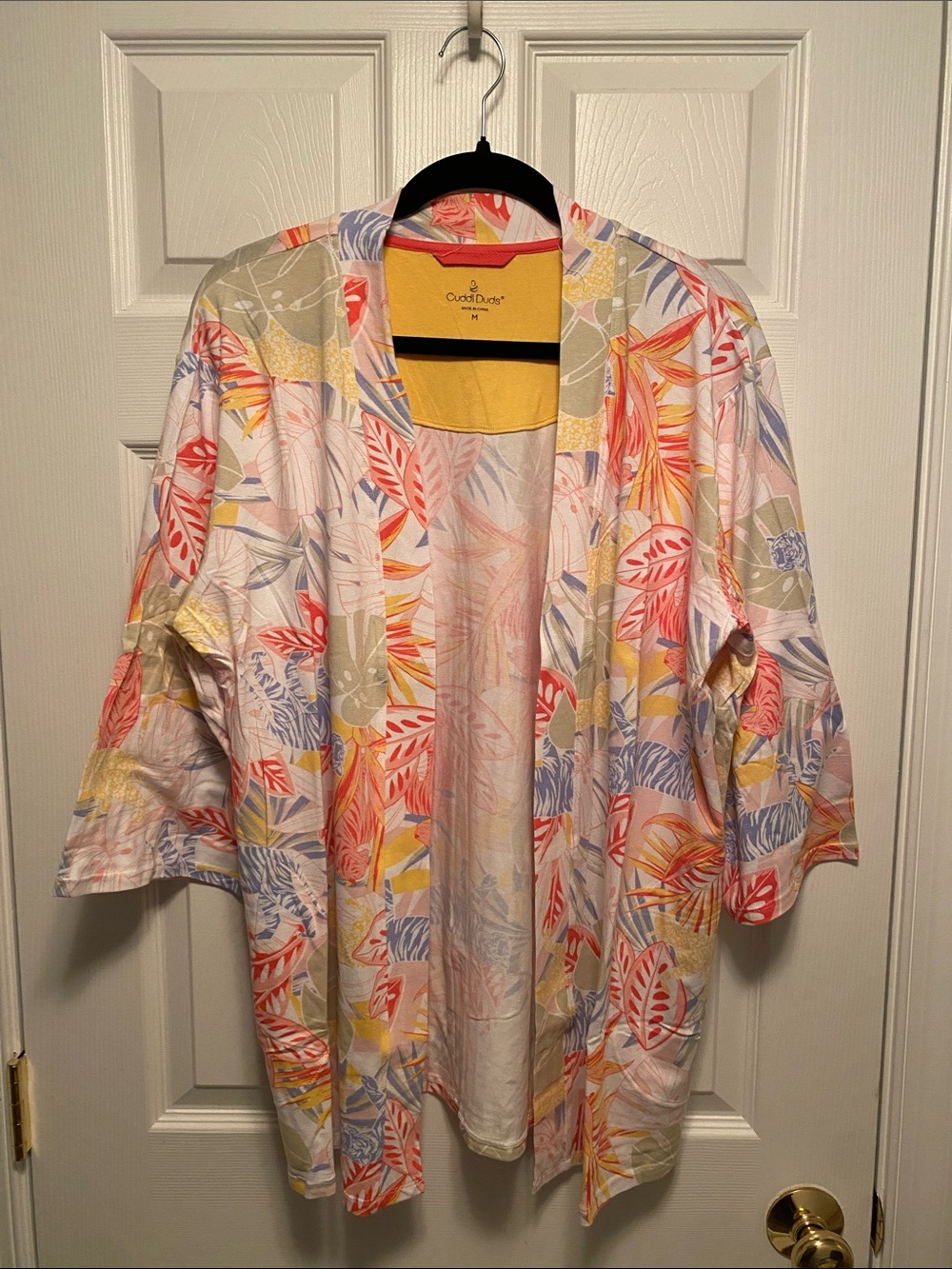 Cuddl Duds Open Front Cardigan with Floral Animal Print…size M